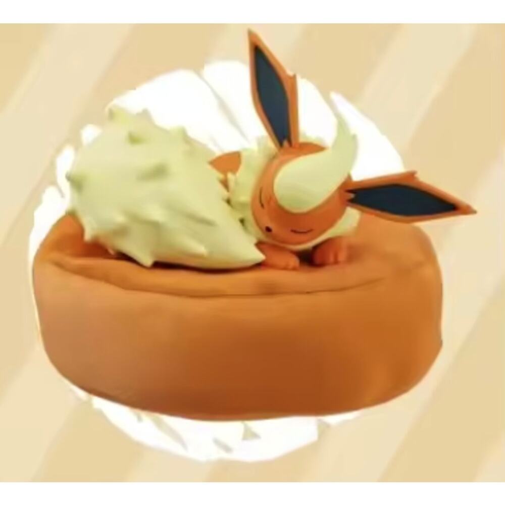 Pokemon, Flareon Sweet Dreams Sleeping Collectible Art Figure, New Open Blind Bx
